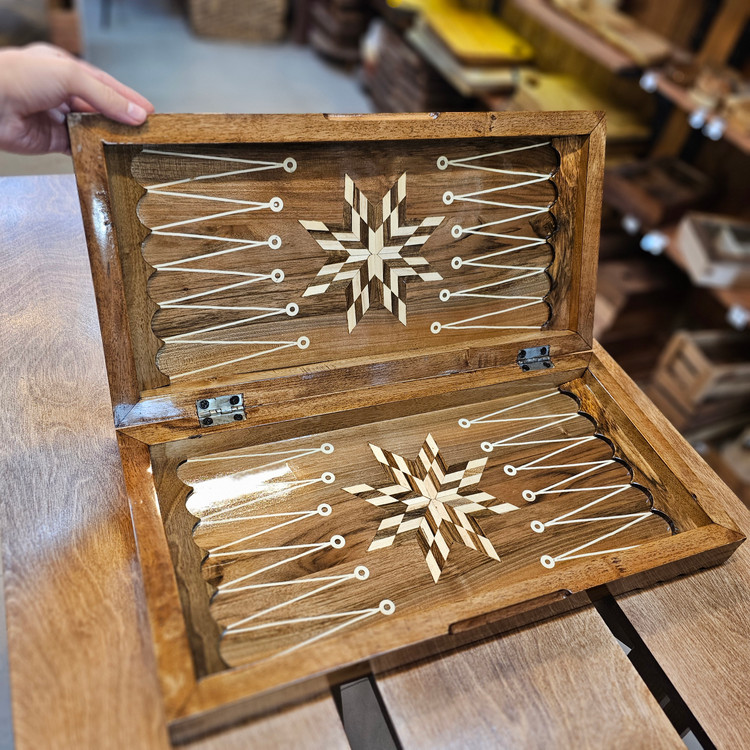 تخته و شطرنج چوب گردو/طرح هخامنشی کد ۰۲